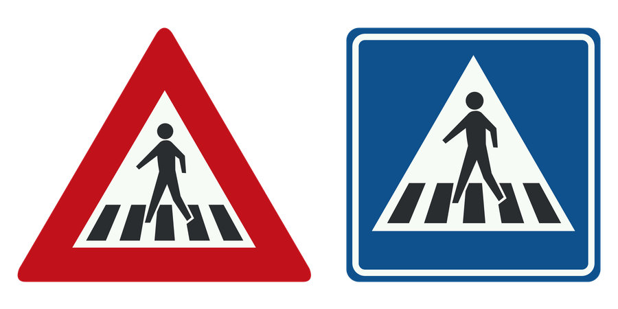 Twee verkeersborden naast elkaar: het waarschuwingsbord en het informatiebord Voetgangersoversteekplaats