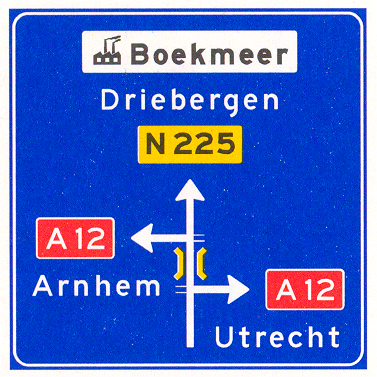 Verkeersbord: Voorwegwijzer langs niet-autosnelweg, met interlokale doelen, routenummers, viaductsymbool en aanduiding industrieterrein