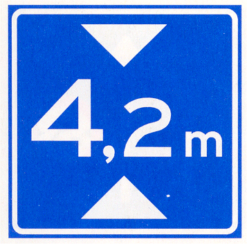 Verkeersbord: Hoogte onderdoorgang